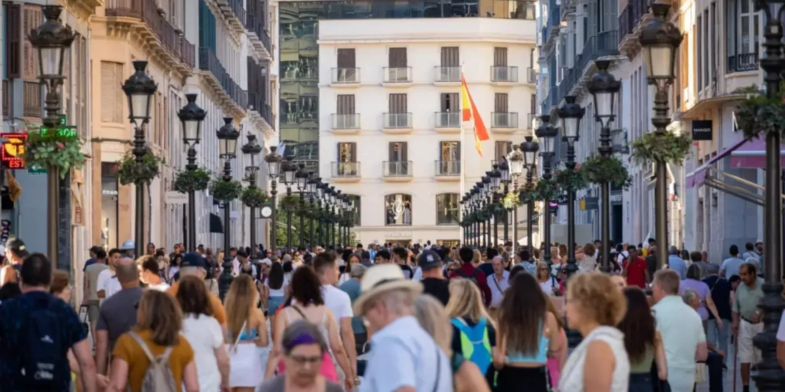 Comprar un local comercial en la Costa del Sol: inversión rentable o negocio propio, ¿por qué no ambas?
